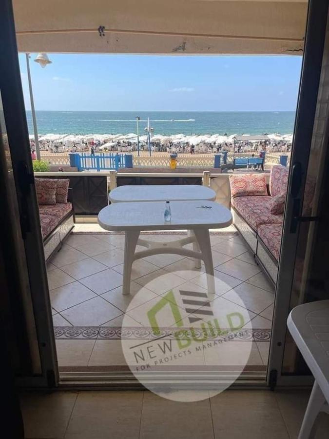 شاليه للايجار في المعموره الشاطئ الاسكندريه مصر للتواصل 01272849001 Apartment *