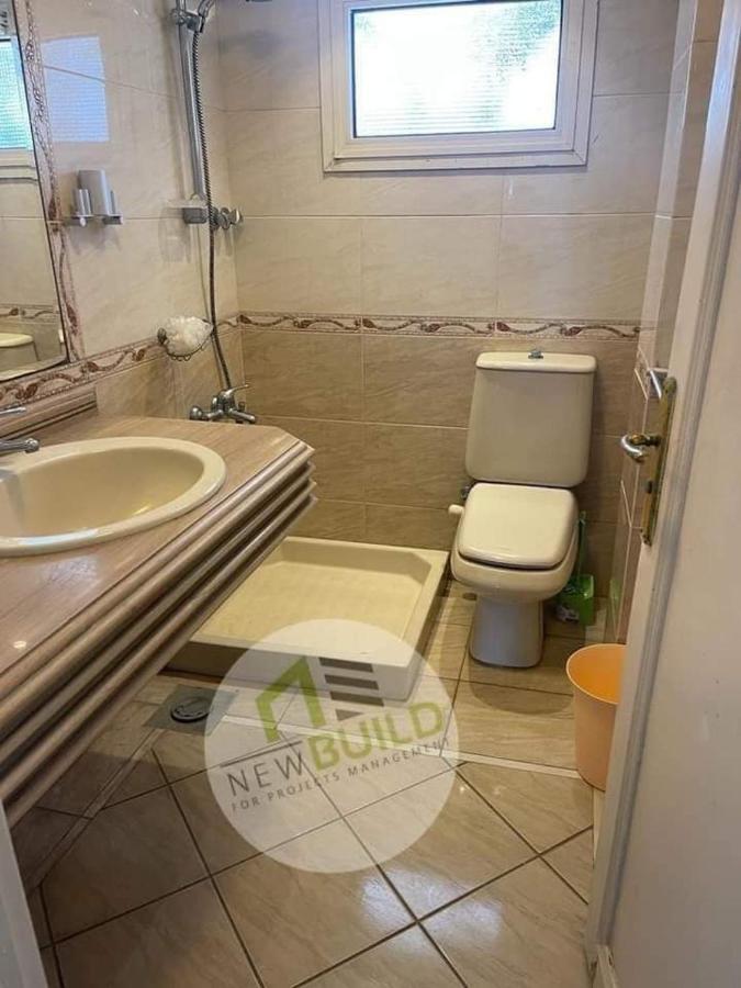 شاليه للايجار في المعموره الشاطئ الاسكندريه مصر للتواصل 01272849001